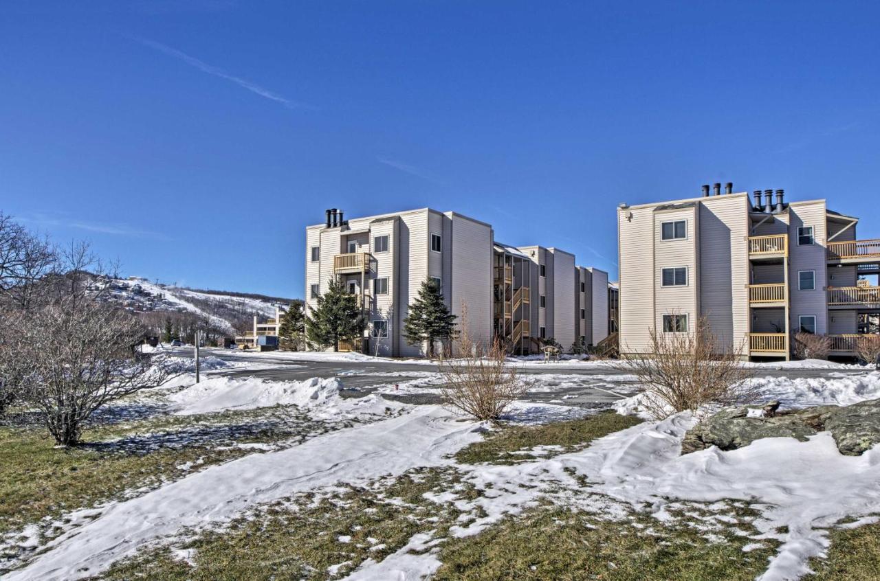 Beech Mountain Condo With Pool Access And Slope Views! Exterior photo