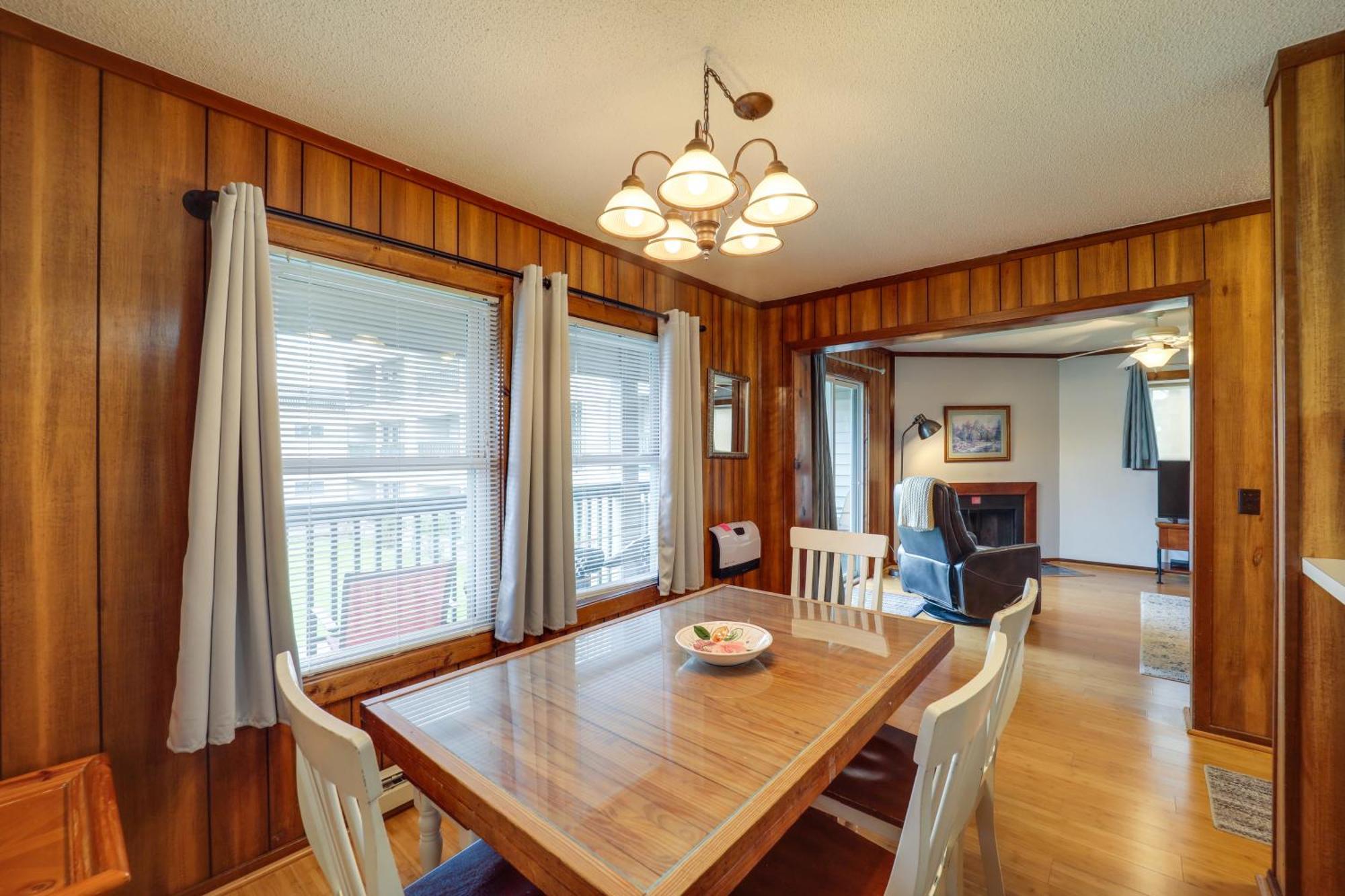 Beech Mountain Condo With Pool Access And Slope Views! Exterior photo
