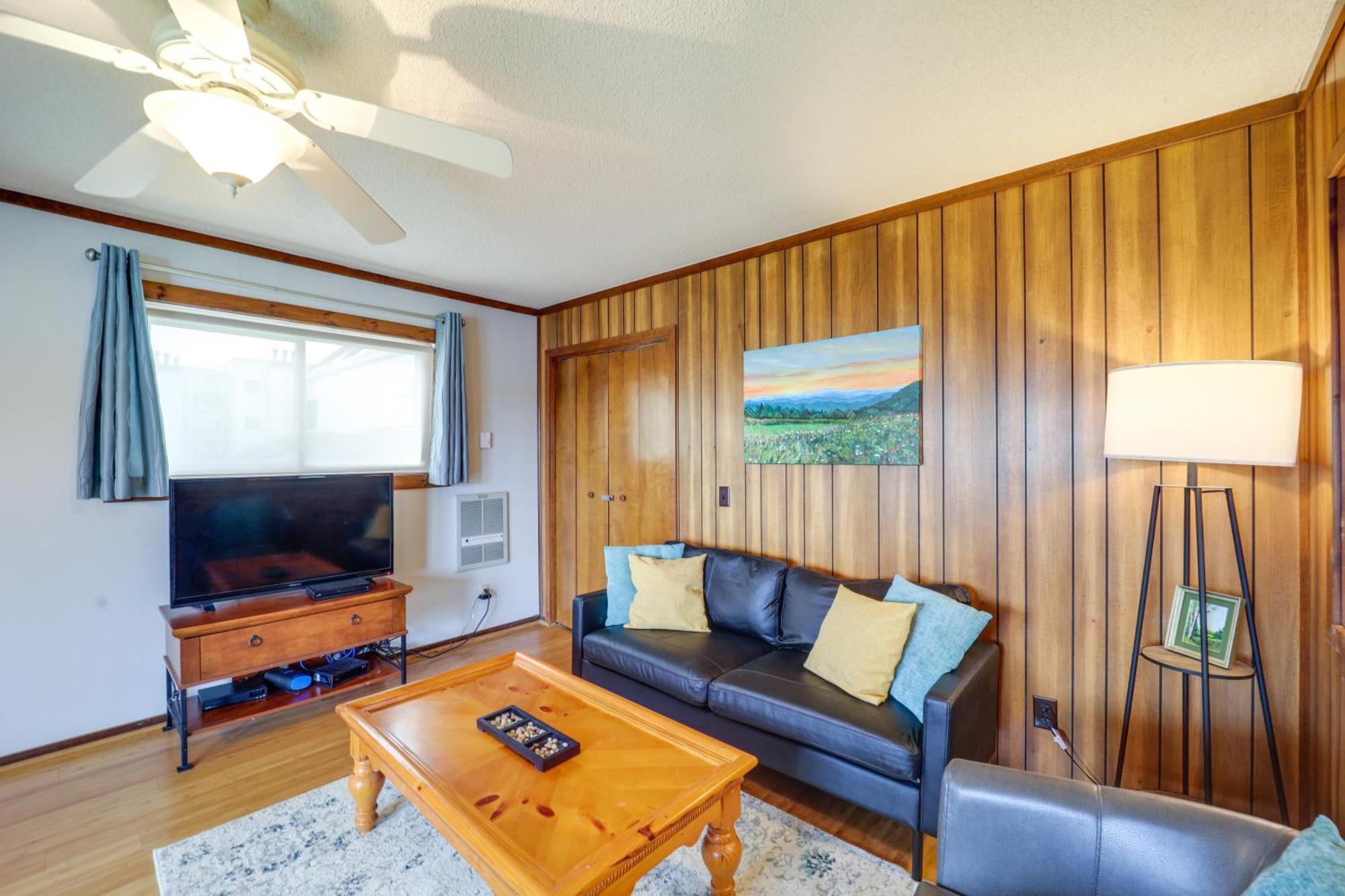 Beech Mountain Condo With Pool Access And Slope Views! Exterior photo